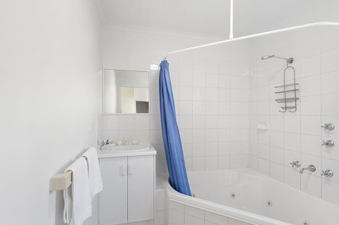 Port Broughton Tourist Park - Kingaroy Accommodation 43