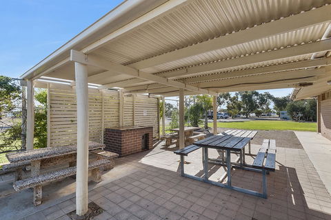 Port Broughton Tourist Park - Kingaroy Accommodation 5