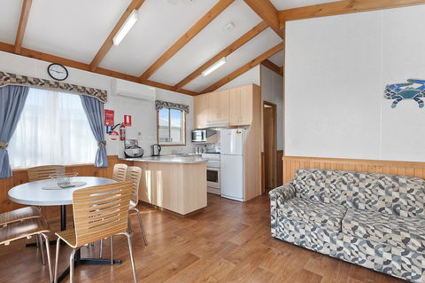 Port Broughton Tourist Park - Kingaroy Accommodation 27