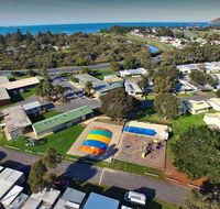 Victor Harbor Holiday  Cabin Park - Kingaroy Accommodation