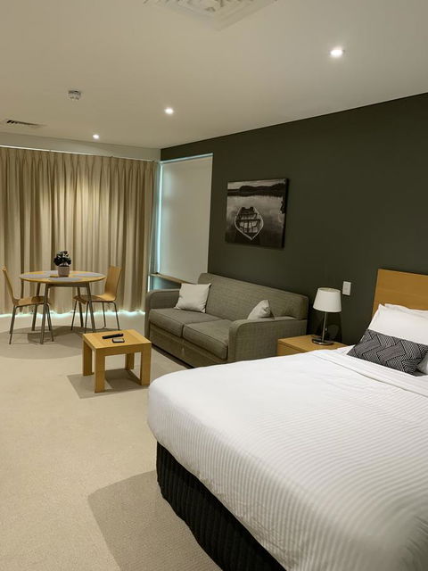 Wallaroo Marina Stayz - Kingaroy Accommodation 6