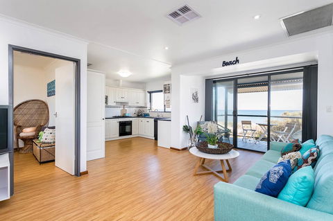 Blissful Beachfront Beachouse - Kingaroy Accommodation 7