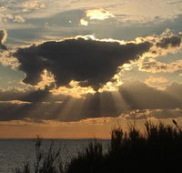 Blissful Beachfront Beachouse - Kingaroy Accommodation