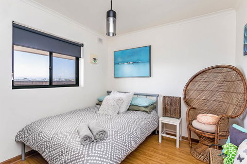 Blissful Beachfront Beachouse - Kingaroy Accommodation 13