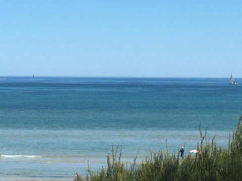 Blissful Beachfront Beachouse - Kingaroy Accommodation 19