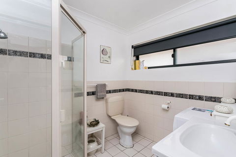 Blissful Beachfront Beachouse - Kingaroy Accommodation 14