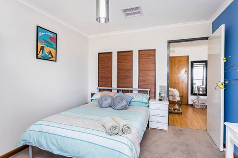 Blissful Beachfront Beachouse - Kingaroy Accommodation 12