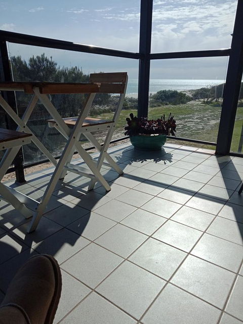 Blissful Beachfront Beachouse - Kingaroy Accommodation 15