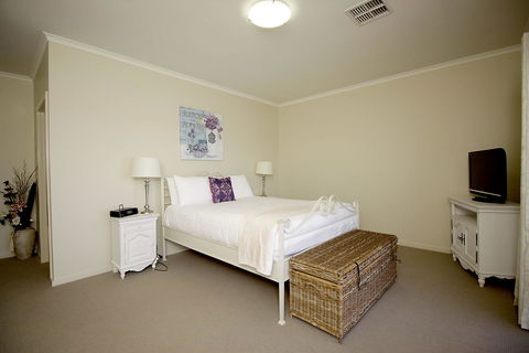 Wallaroo Marina Apartments - Kingaroy Accommodation 7