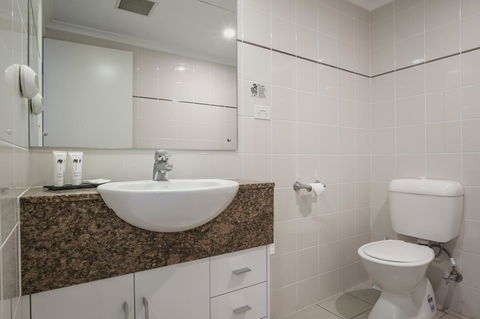 Marina Hotel - Kingaroy Accommodation 13