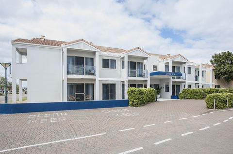 Marina Hotel - Kingaroy Accommodation 19
