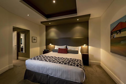 The Louise - Kingaroy Accommodation 12