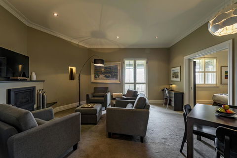 The Louise - Kingaroy Accommodation 8