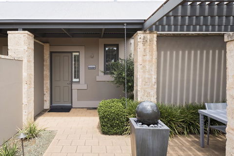 The Louise - Kingaroy Accommodation 15