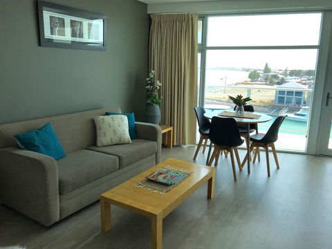 Ocean View Luxury Apartment & Suite - Kingaroy Accommodation 11