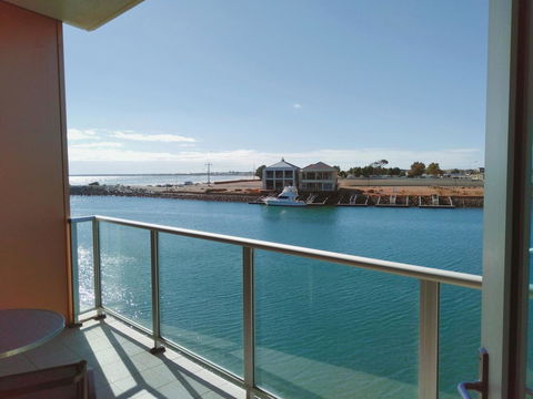 Wallaroo Marina Executive Apartments - Kingaroy Accommodation 0