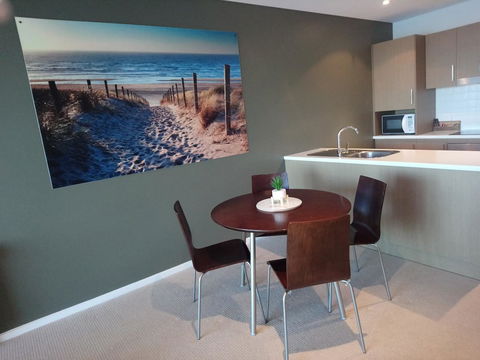 Wallaroo Marina Executive Apartments - Kingaroy Accommodation 12