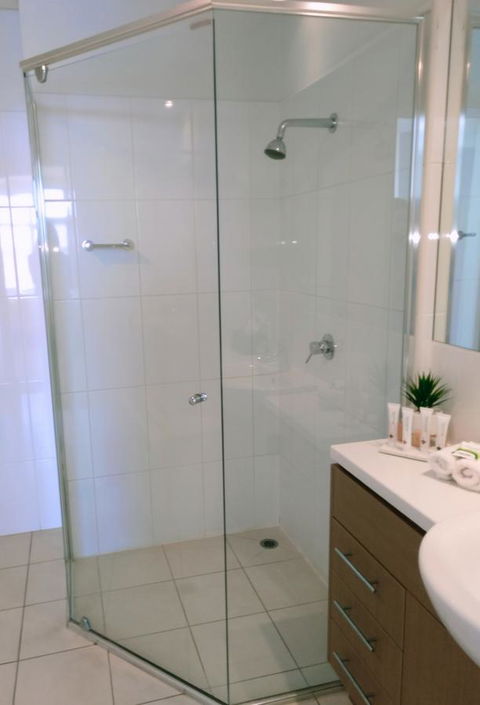 Wallaroo Marina Executive Apartments - Kingaroy Accommodation 9
