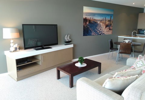 Wallaroo Marina Executive Apartments - Kingaroy Accommodation 4