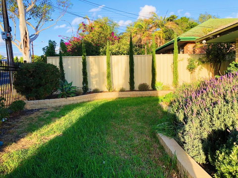 Beautiful Garden House - Kingaroy Accommodation 8