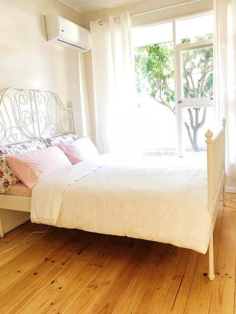Beautiful Garden House - Kingaroy Accommodation 12