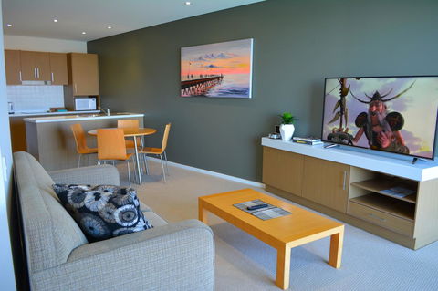 Wallaroo Marina Luxury Apartment - Kingaroy Accommodation 9