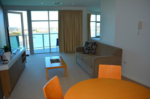 Wallaroo Marina Luxury Apartment - Kingaroy Accommodation 5