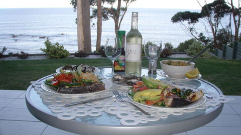 Mollymook Beach Waterfront - Kingaroy Accommodation 3