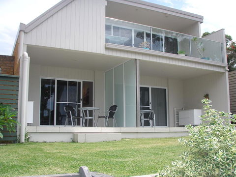 Mollymook Beach Waterfront - Kingaroy Accommodation 14