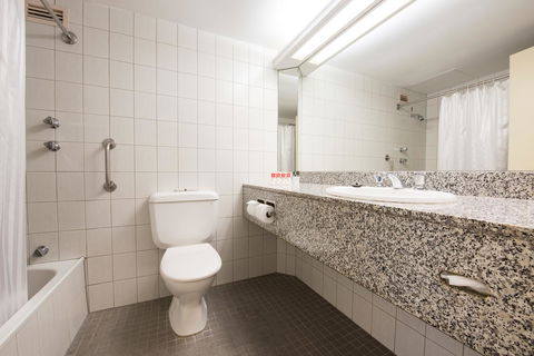 Hotel Grand Chancellor Adelaide - Kingaroy Accommodation 27