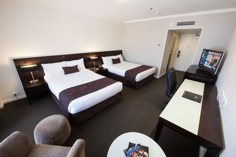 Hotel Grand Chancellor Adelaide - Kingaroy Accommodation 1