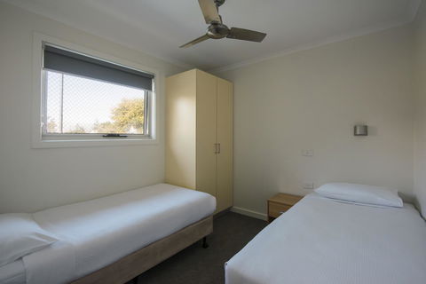The Retreat West Beach Parks - Kingaroy Accommodation 19