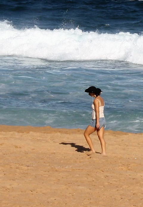 Serenity On Narrabeen Beach - 1Bdr Beachside Retreat - Kingaroy Accommodation 12