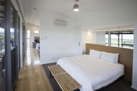 Barossa Pavilions & Glasshouse - Kingaroy Accommodation 4