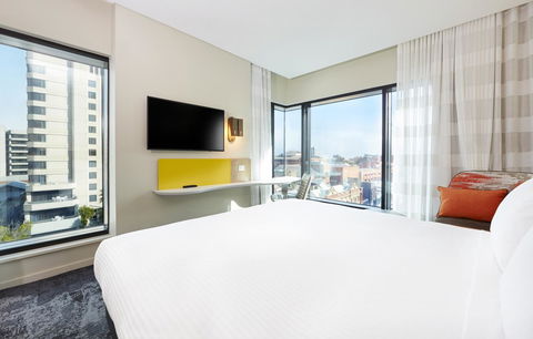 Holiday Inn Express Adelaide City Centre, An IHG Hotel - Kingaroy Accommodation 6