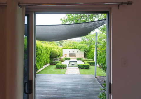 S T U D I O 22 Peaceful Retreat With Garden Views - Kingaroy Accommodation 12