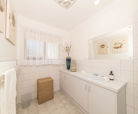 Tanunda\'s Magpie House - Kingaroy Accommodation 18