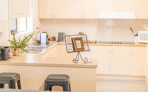 Tanunda\'s Magpie House - Kingaroy Accommodation 11