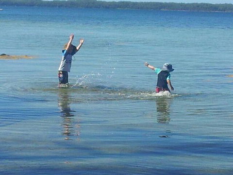 \'Point Break\' Your Waterfront Break At The Point - Kingaroy Accommodation 4