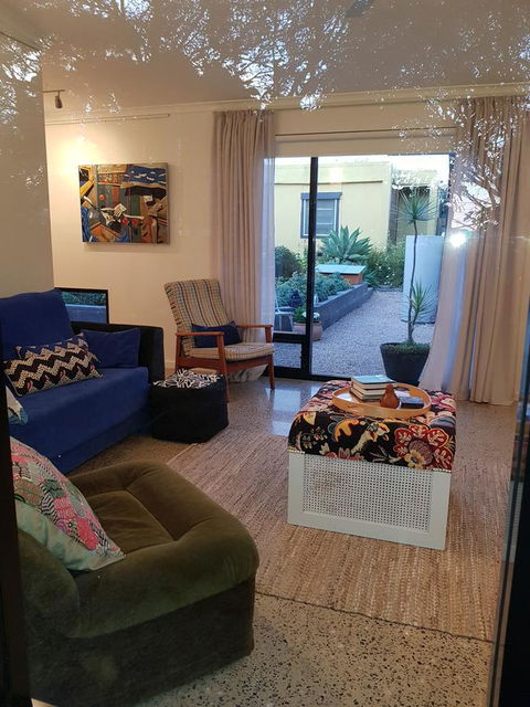 Sinclair Eco House - Kingaroy Accommodation 10