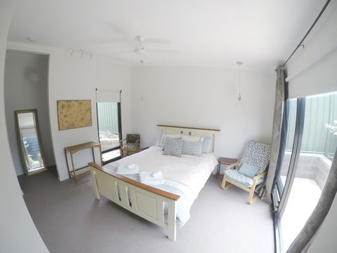Sinclair Eco House - Kingaroy Accommodation 8