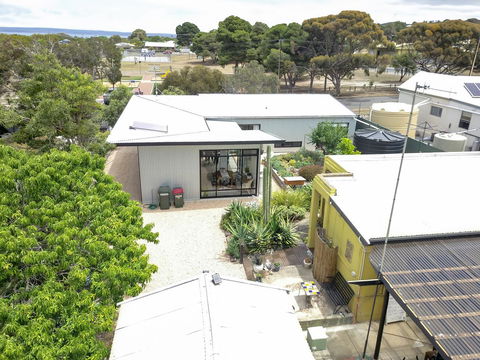 Sinclair Eco House - Kingaroy Accommodation 5