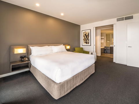 Pullman Adelaide - Kingaroy Accommodation 7