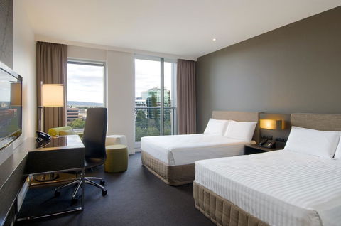 Pullman Adelaide - Kingaroy Accommodation 40