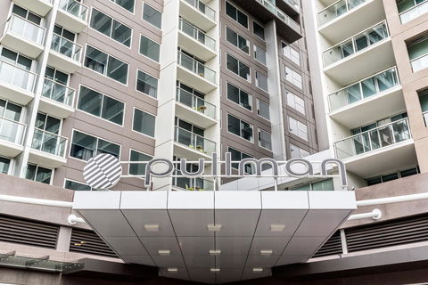 Pullman Adelaide - Kingaroy Accommodation 8