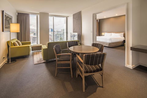 Pullman Adelaide - Kingaroy Accommodation 6