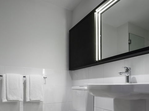 Ibis Adelaide - Kingaroy Accommodation 10