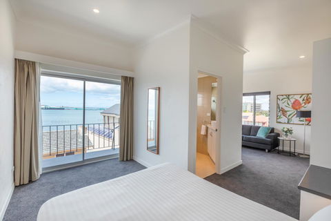 Bay 10 - Suites And Apartments - Kingaroy Accommodation 11