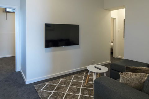 Bay 10 - Suites And Apartments - Kingaroy Accommodation 9