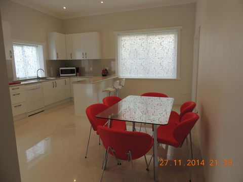 Glenelg - Marina Retreat - Kingaroy Accommodation 13